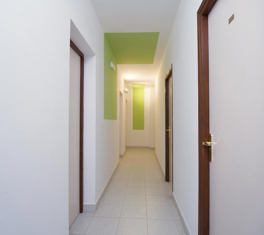 Marí Hotel 2*