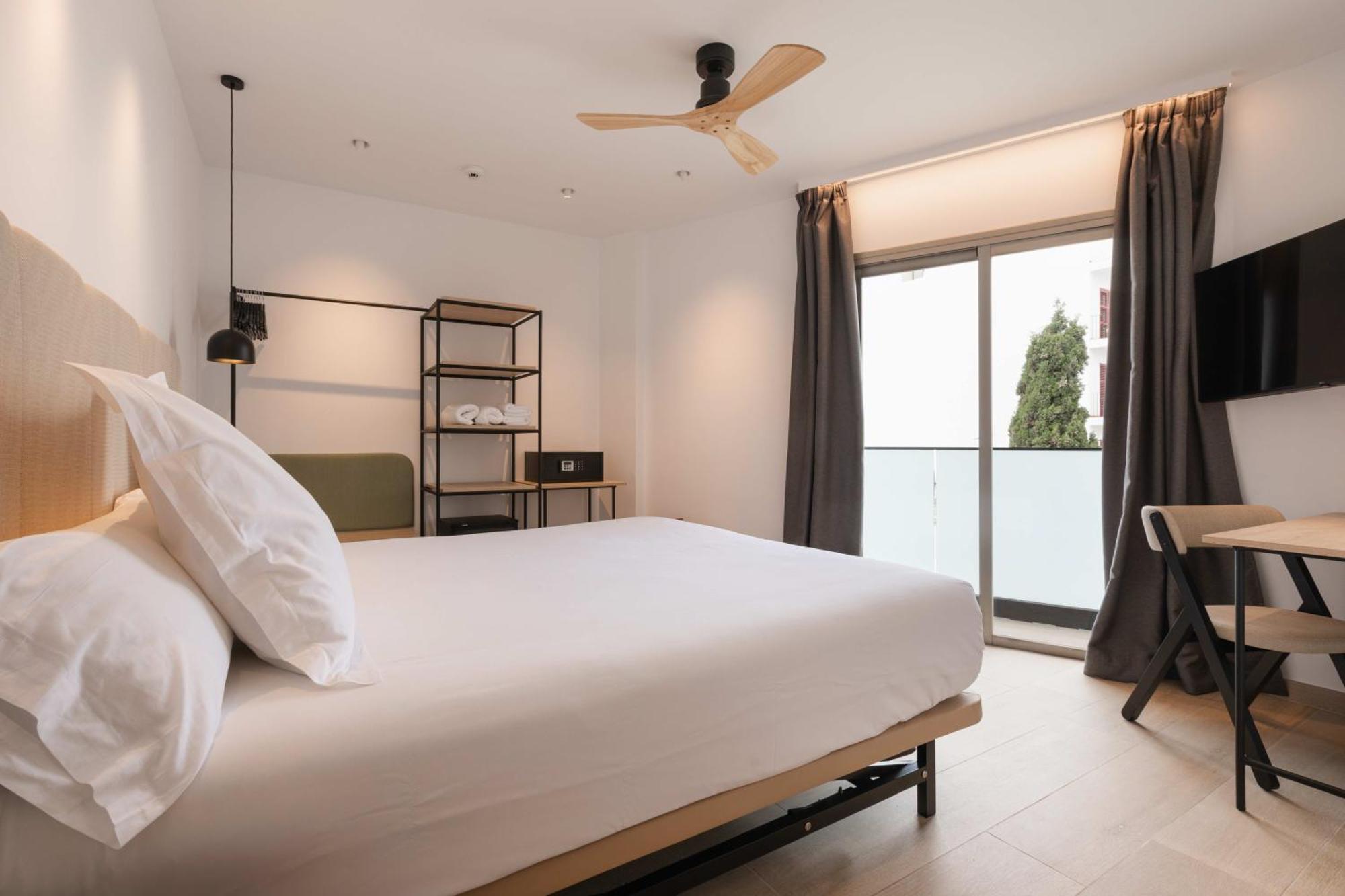Mari Hotel 2*